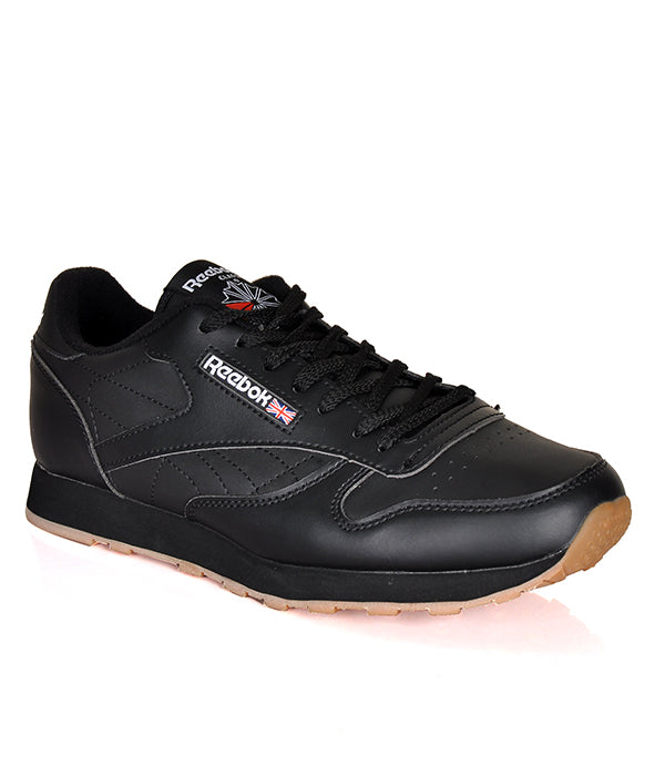 Black reebok clearance with gum sole