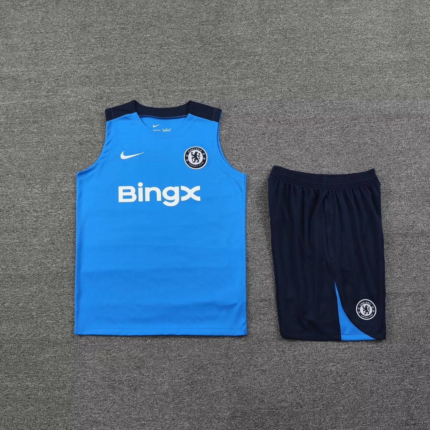 Chelsea 24/25 blue sleeveless training kit