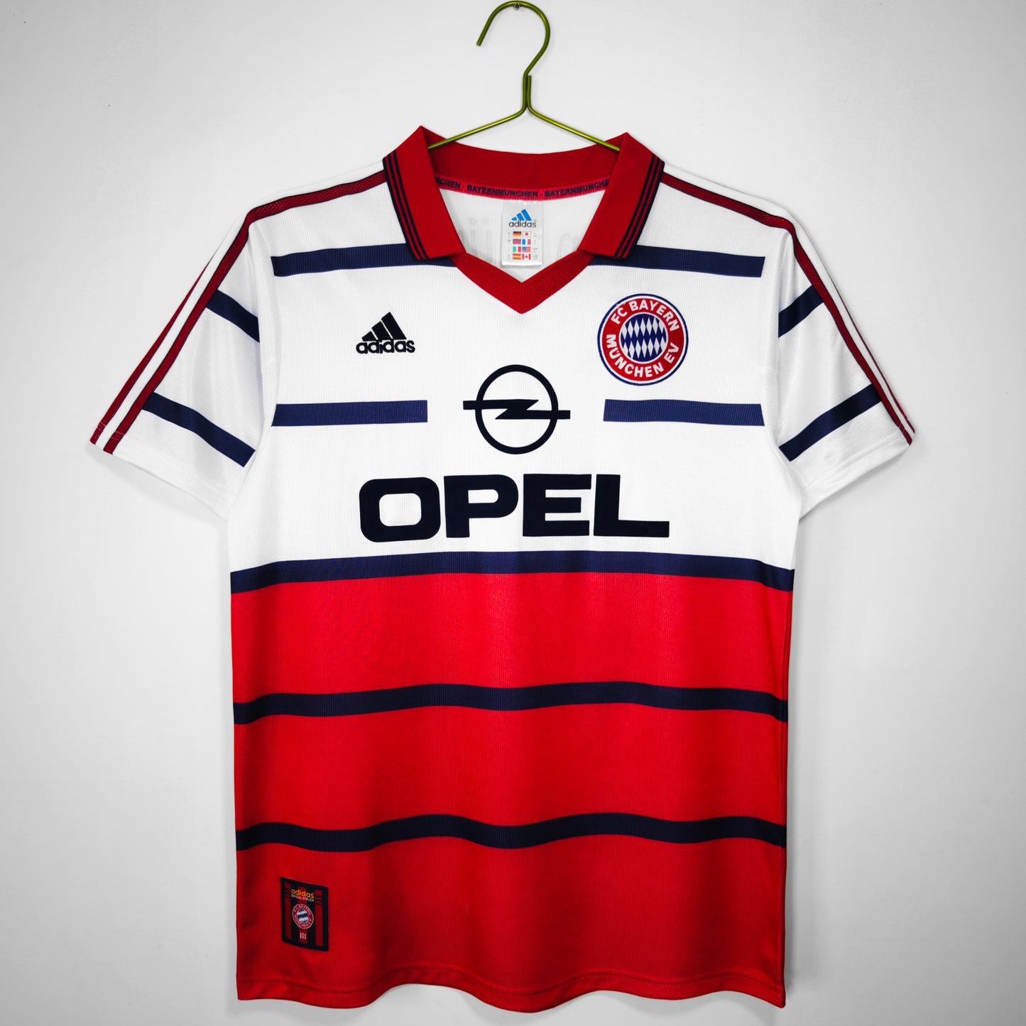 Bayern Munich 1998-99 Away Retro Jersey